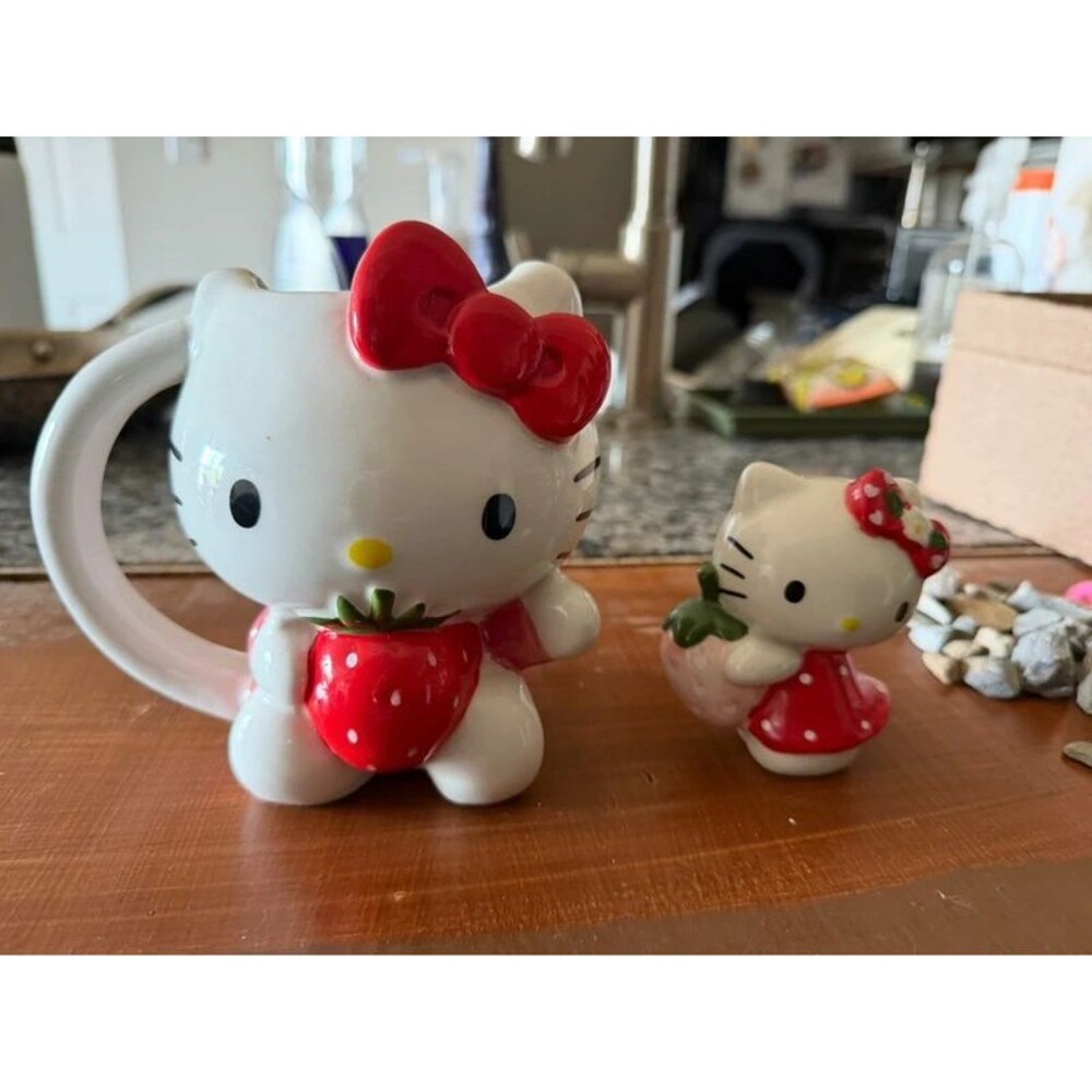 Hello Kitty Figurine and Mug